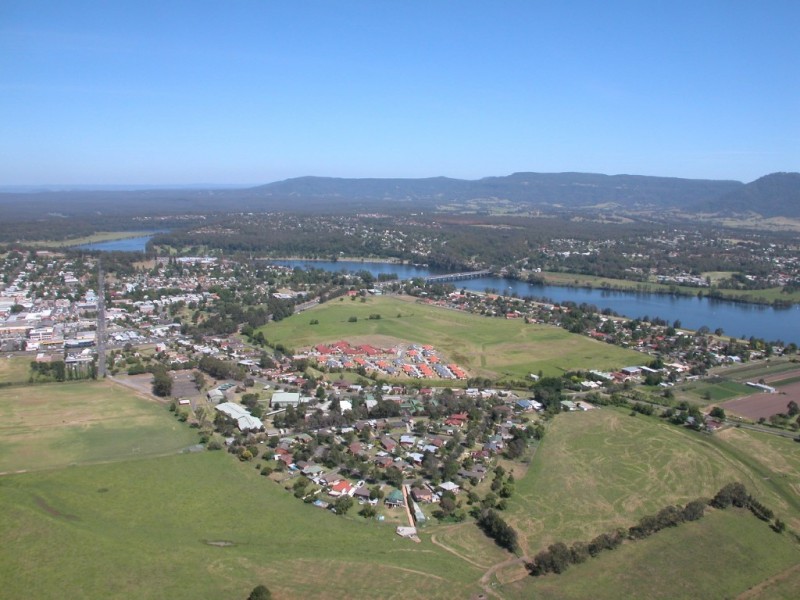 25 PAGE AVENUE, North Nowra NSW 2541