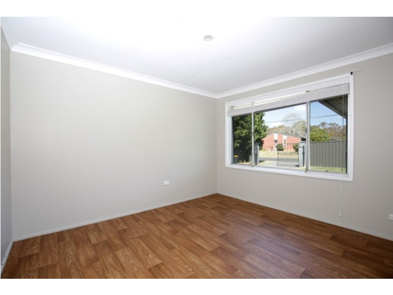 25 PAGE AVENUE, North Nowra NSW 2541