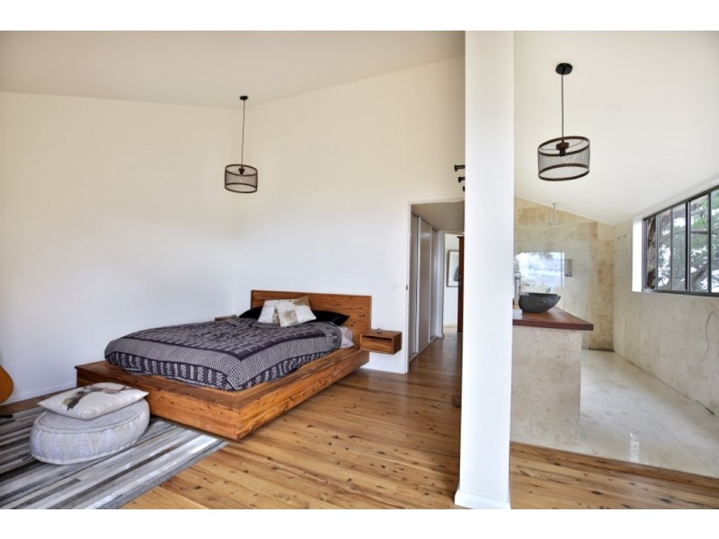 9 CAMBEWARRA LOOKOUT ROAD, Beaumont NSW 2577