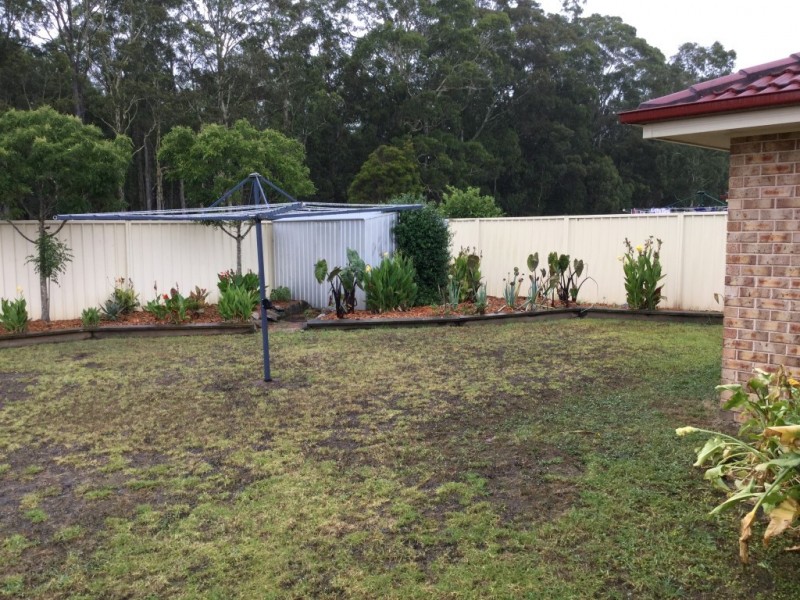 13 JEWEL STREET, Worrigee NSW 2540