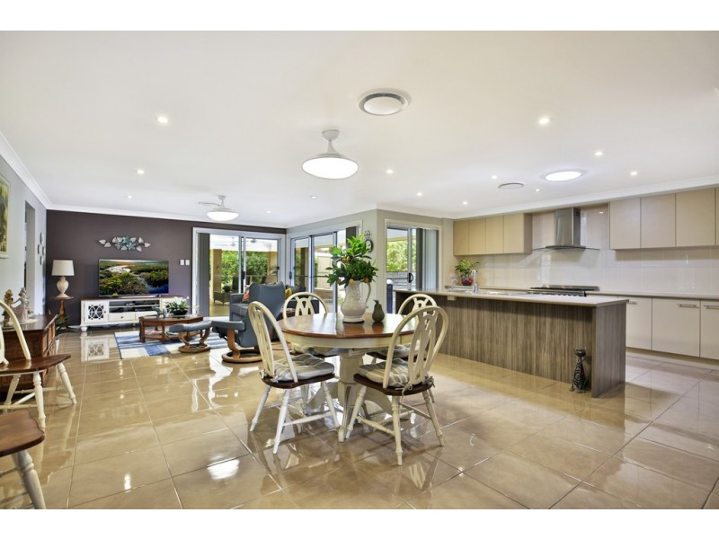 60 Emerald Drive, Meroo Meadow NSW 2540