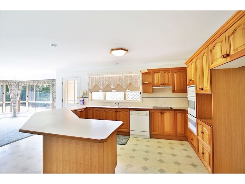 64 YURUNGA DRIVE, North Nowra NSW 2541