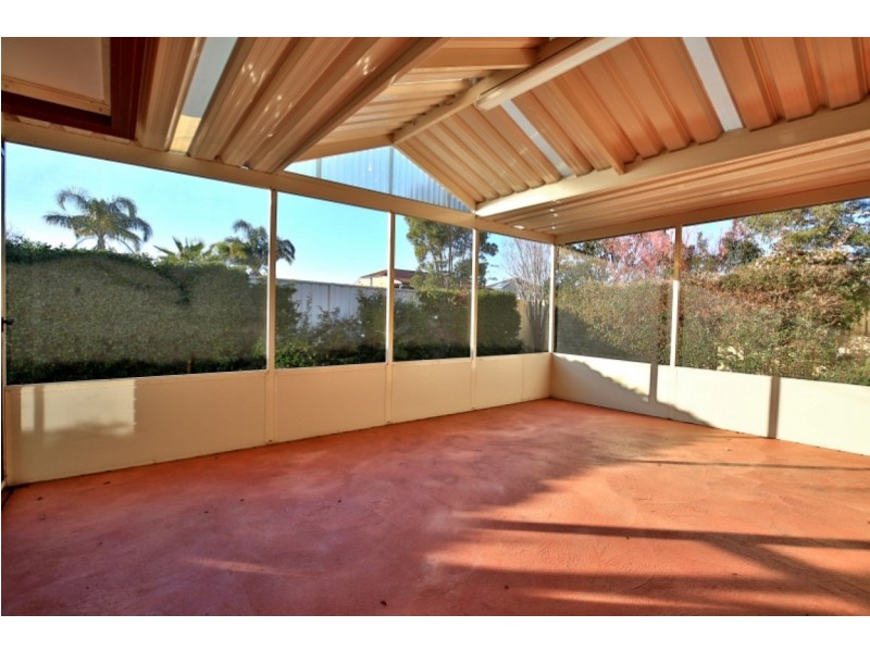 15 HOLLINGSWORTH CRESCENT, Callala Bay NSW 2540