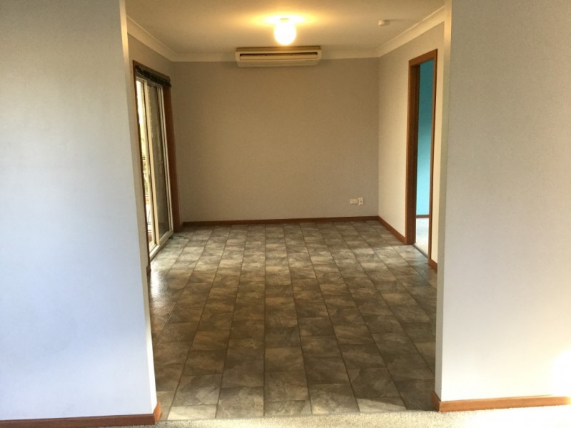 112 HILLCREST AVENUE, South Nowra NSW 2541