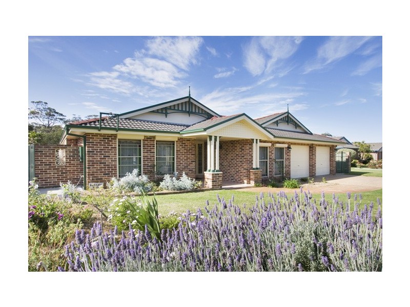 129 Scott Street, Shoalhaven Heads NSW 2535