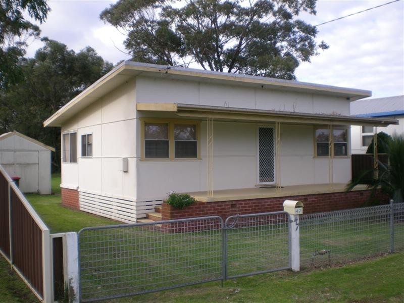 47 Renown Ave, Shoalhaven Heads NSW 2535