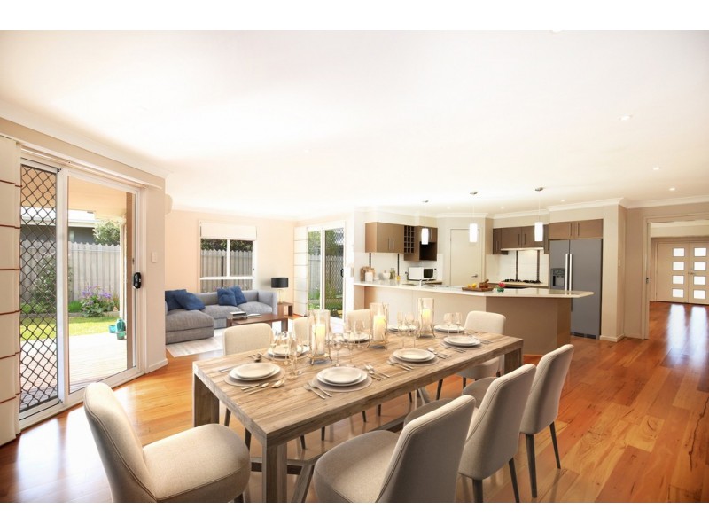 70 Emerald Drive, Meroo Meadow NSW 2540