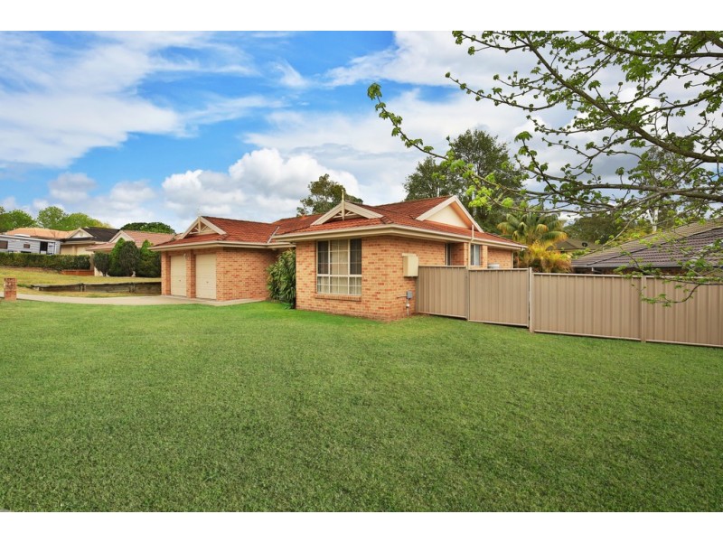 13 Magnolia Grove, Bomaderry NSW 2541
