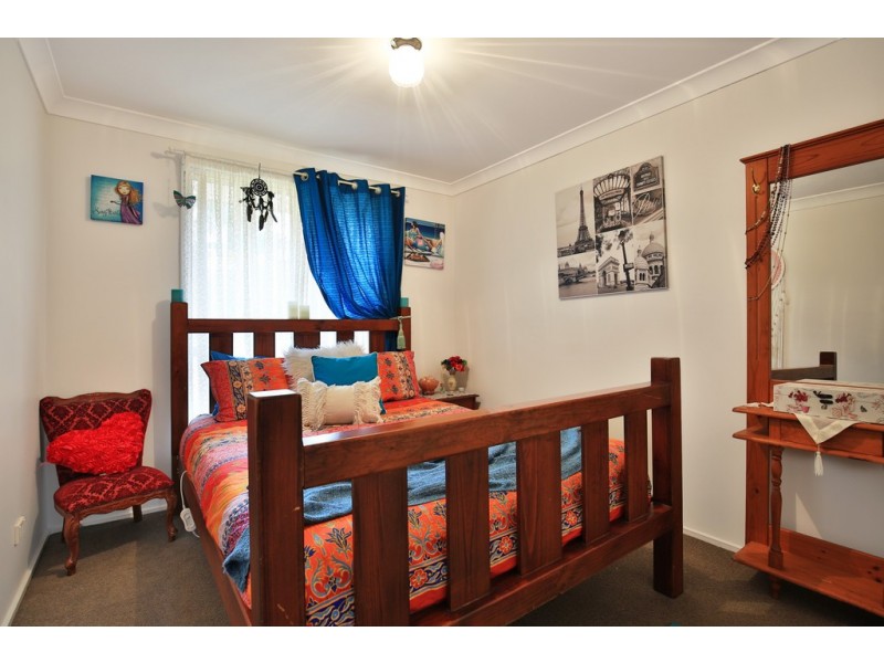 13 Magnolia Grove, Bomaderry NSW 2541