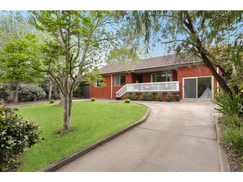 9 Tarawara St, Bomaderry NSW 2541