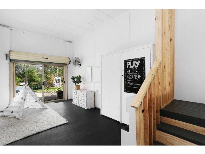 9 Tarawara St, Bomaderry NSW 2541