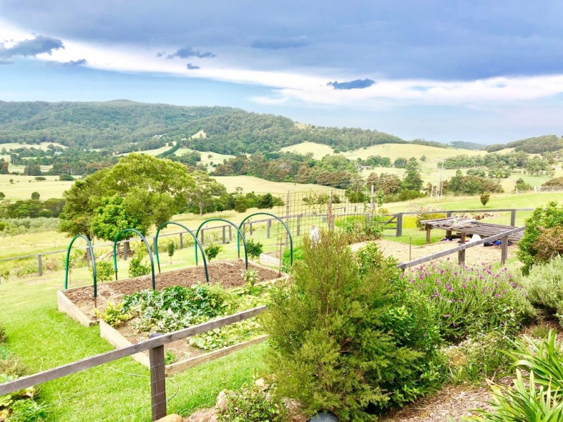 2 Connors Creek Rd, Berry NSW 2535