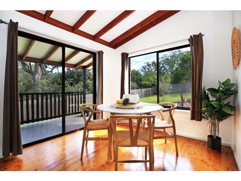 16 Windsor Drive, Berry NSW 2535