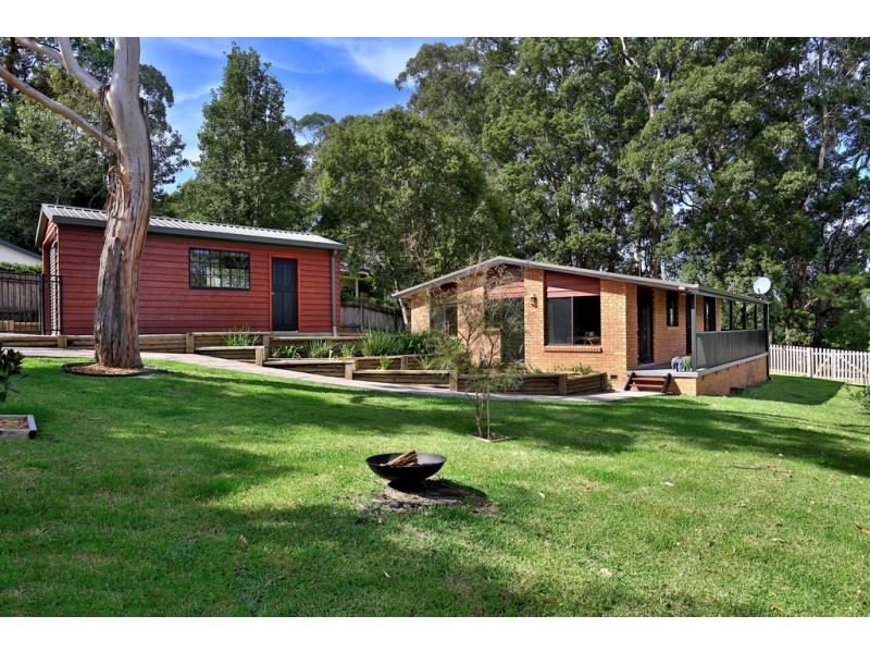 16 Windsor Drive, Berry NSW 2535