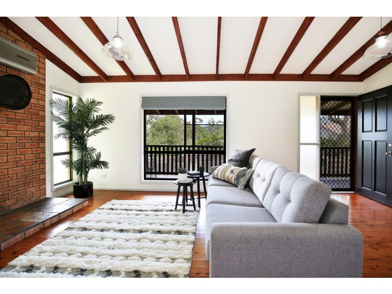 16 Windsor Drive, Berry NSW 2535