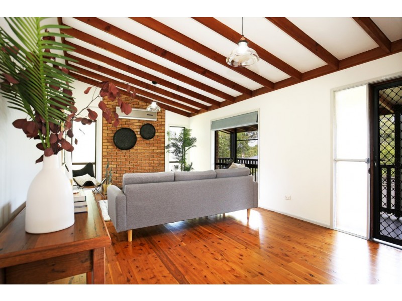 16 Windsor Drive, Berry NSW 2535