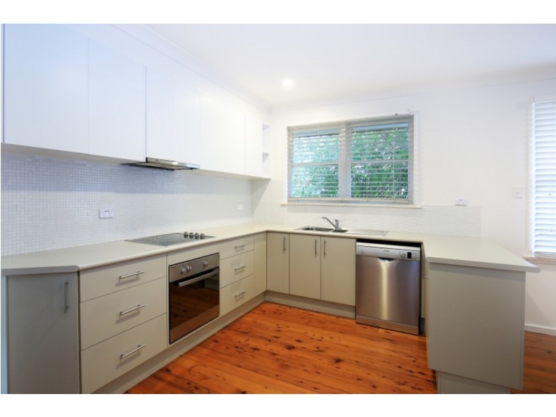 9 HEWLETT AVENUE, North Nowra NSW 2541