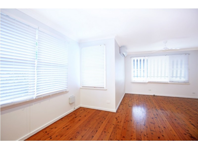 9 HEWLETT AVENUE, North Nowra NSW 2541