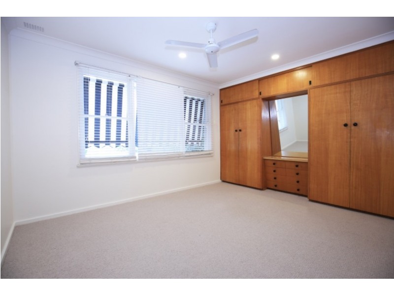 9 HEWLETT AVENUE, North Nowra NSW 2541