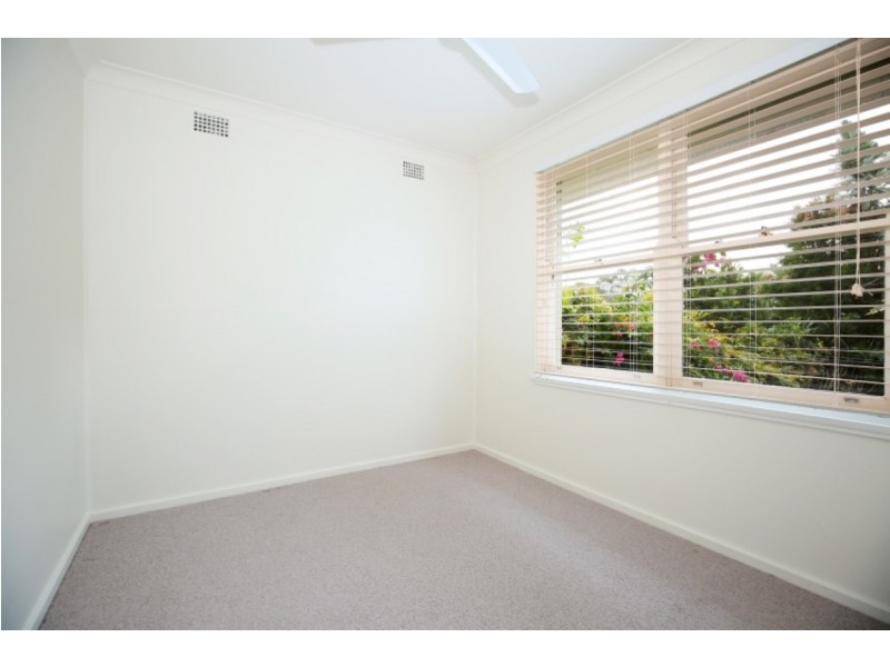 9 HEWLETT AVENUE, North Nowra NSW 2541