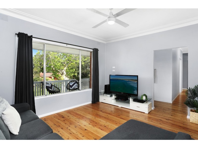 9 Tarawarra Street, Bomaderry NSW 2541