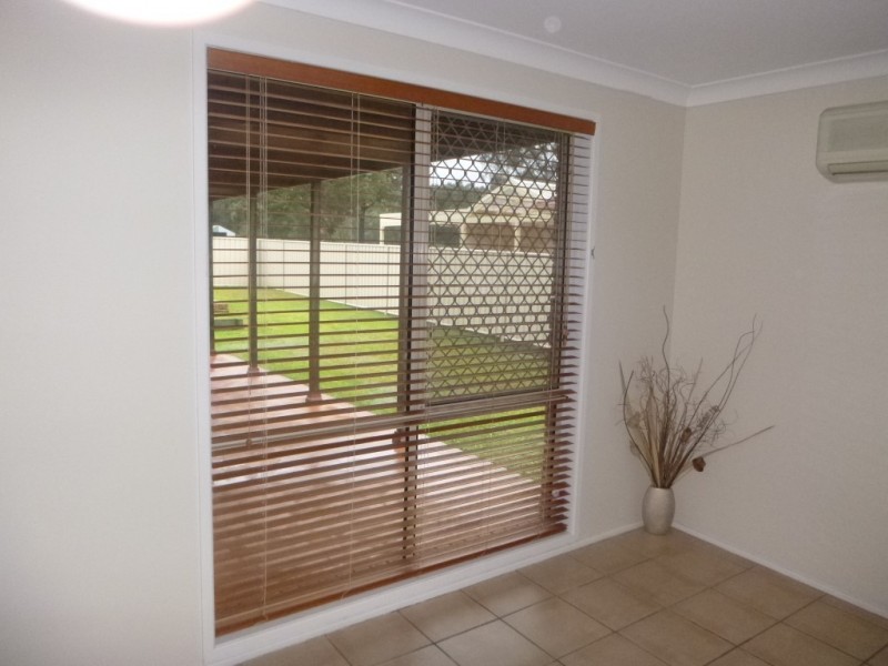 24 LIGHTWOOD DRIVE, West Nowra NSW 2541