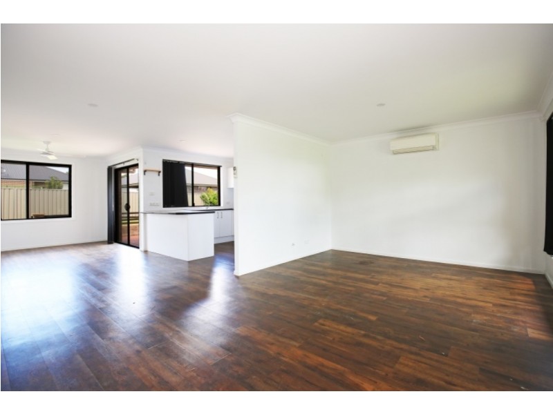 17 TERRALLA GROVE, South Nowra NSW 2541
