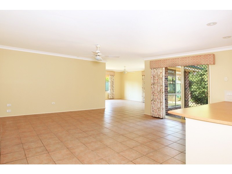 129 Scott Street, Shoalhaven Heads NSW 2535
