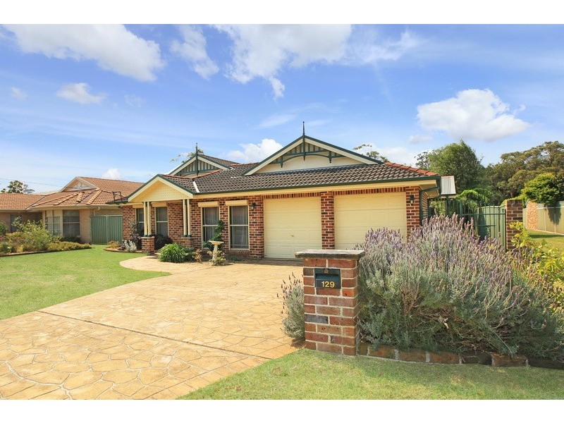 129 Scott Street, Shoalhaven Heads NSW 2535