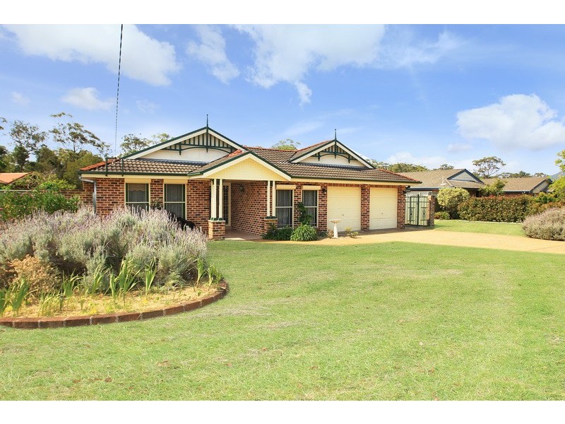 129 Scott Street, Shoalhaven Heads NSW 2535