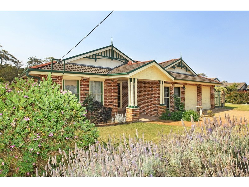 129 Scott Street, Shoalhaven Heads NSW 2535