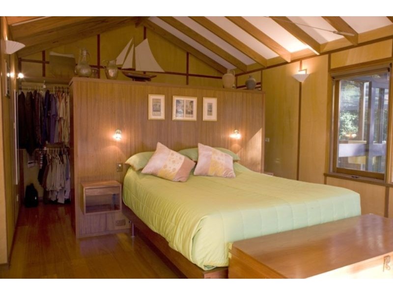 105 Green Valley Road, Kangaroo Valley NSW 2577