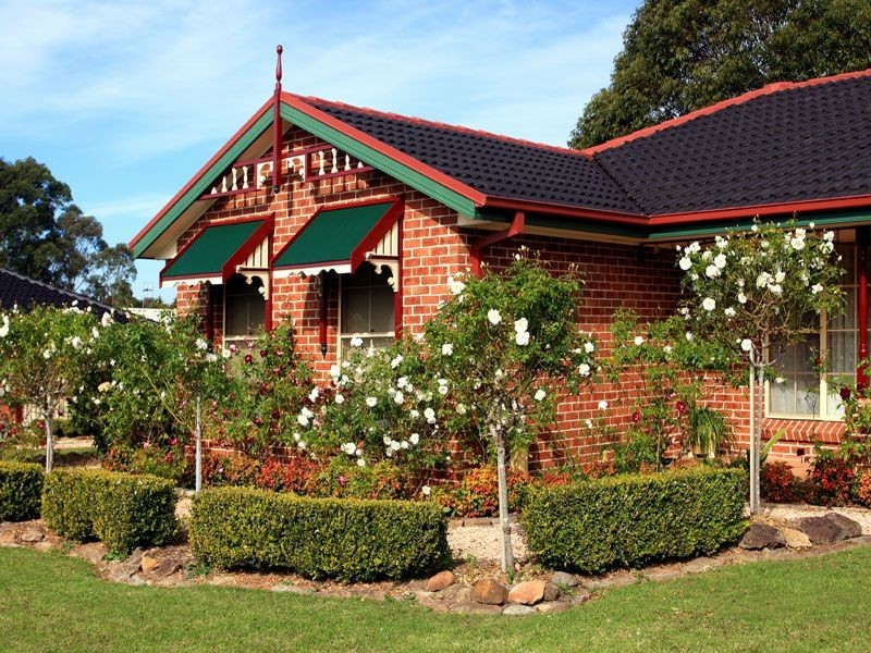 34 Tartarian Crescent, Bomaderry NSW 2541