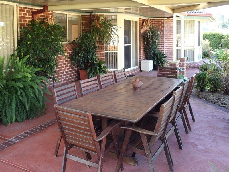 34 Tartarian Crescent, Bomaderry NSW 2541