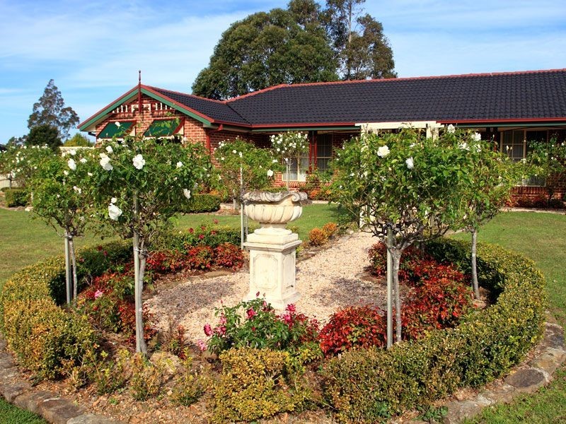 34 Tartarian Crescent, Bomaderry NSW 2541