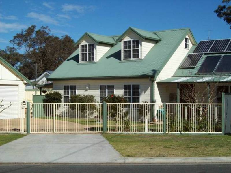 38 Renown Avenue, Shoalhaven Heads NSW 2535