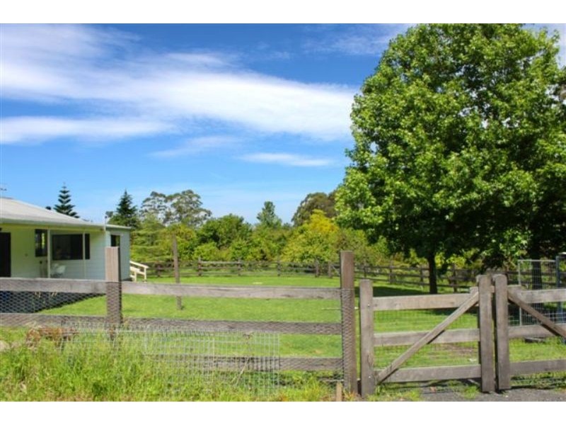 335 Strongs Road, Berry NSW 2535