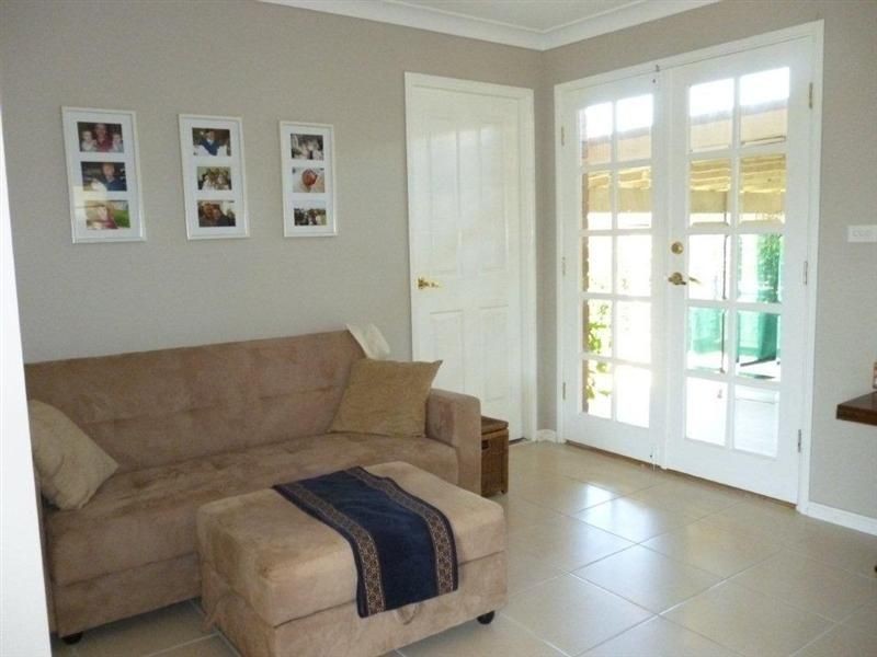 45 Yeovil Drive, Bomaderry NSW 2541