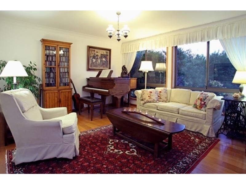 10 Tomlins Road, Berry NSW 2535