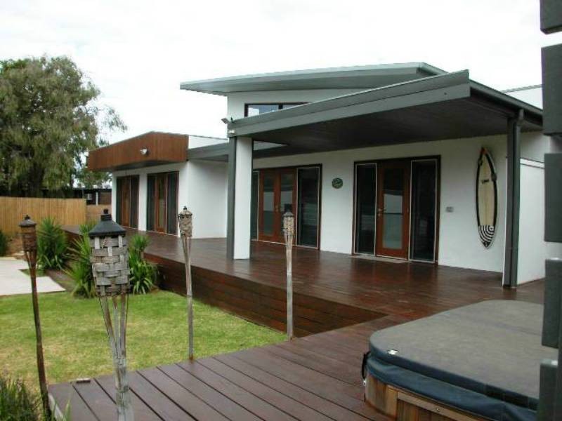 42 Ravenscliff Road, Shoalhaven Heads NSW 2535