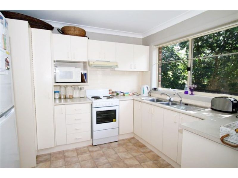 35 Windsor Drive, Berry NSW 2535