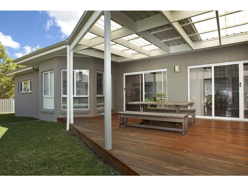 45 Emerald Drive, Meroo Meadow NSW 2540