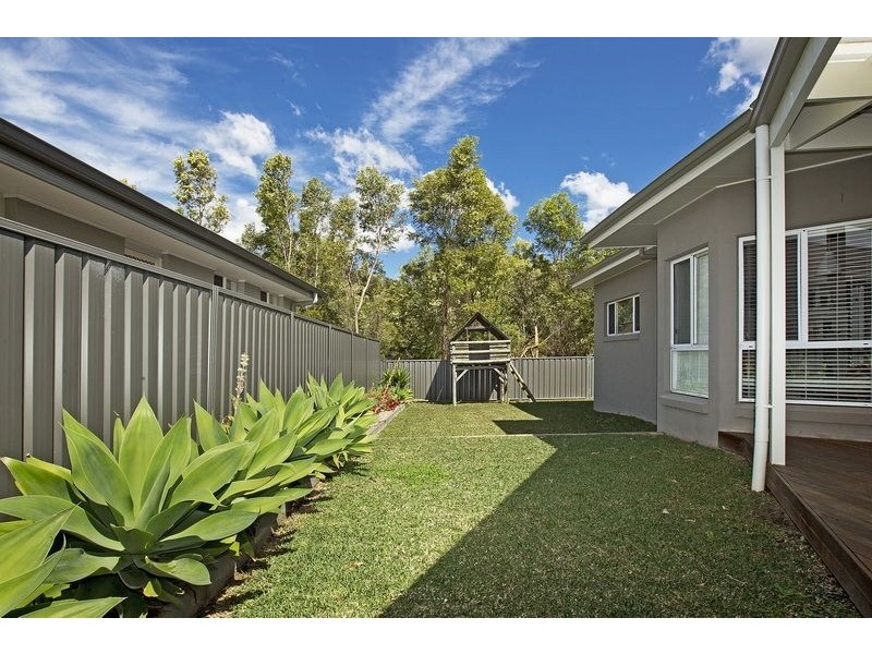 45 Emerald Drive, Meroo Meadow NSW 2540