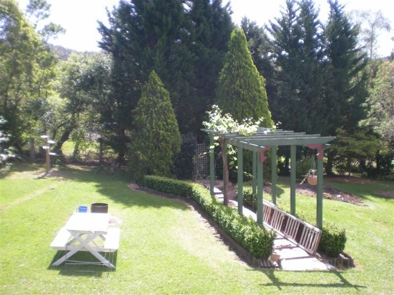 8 Thomas Place, Berry NSW 2535