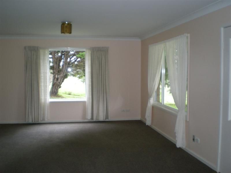 225 Bryces Road, Far Meadow NSW 2535