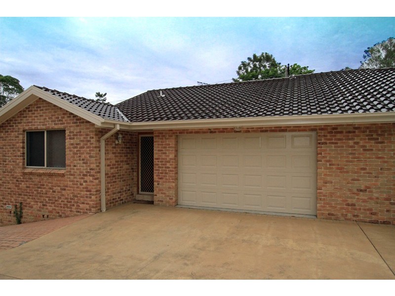 8/64 Brinnawar Street, Bomaderry NSW 2541