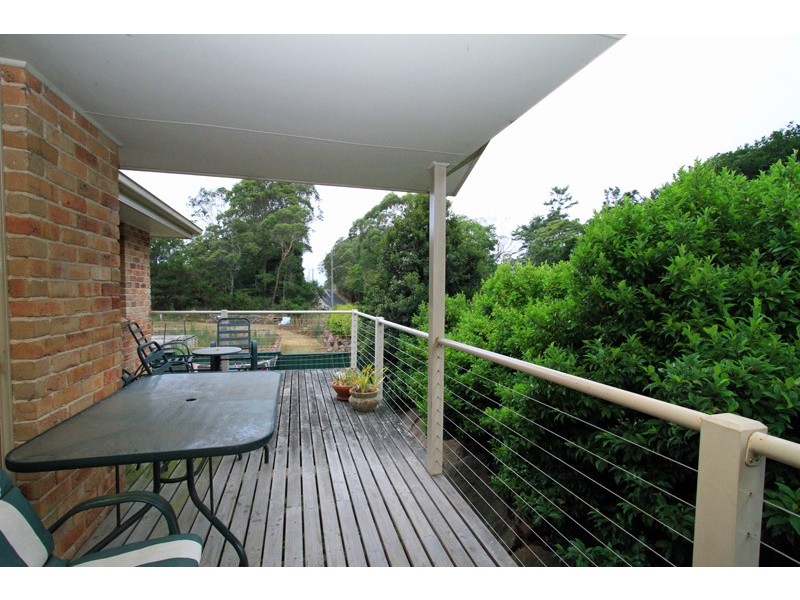 8/64 Brinnawar Street, Bomaderry NSW 2541