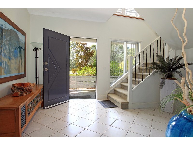 25 Woolstencraft Street, Shoalhaven Heads NSW 2535