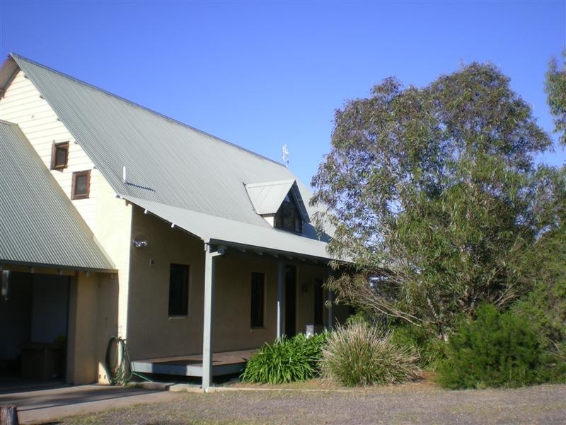 383D PARMA ROAD, Falls Creek NSW 2540