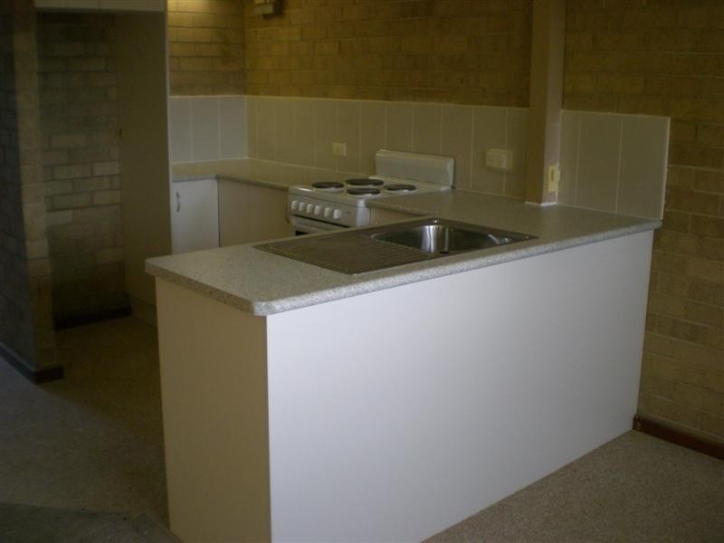 5/4 Burr Ave, Nowra NSW 2541